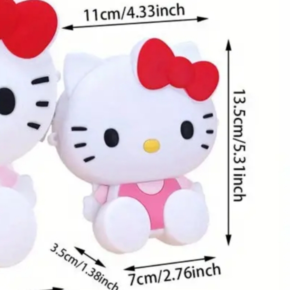 NWT Hello Kitty Silicon Bag - Picture 3 of 3